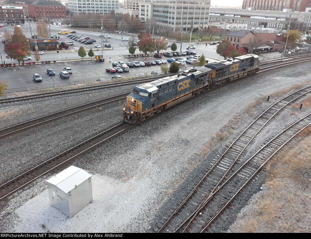 CSXT 5492